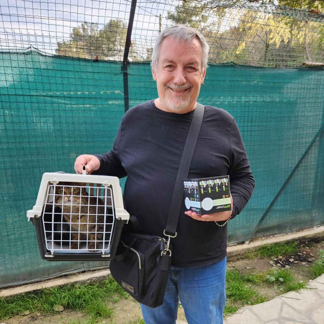 l-adoption-de-eddy-au-refuge-de-carros-fondation-assistance-aux